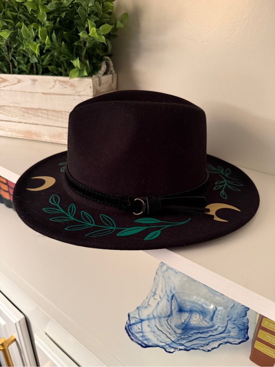 Witchwood Fern Moon Hat Vegan Felt Black Goth Bohemian Goddess main image 13